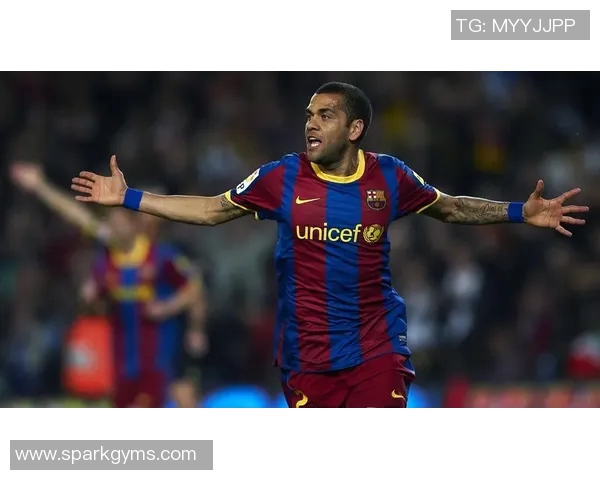 足球明星佩戴手环的原因与影响探讨