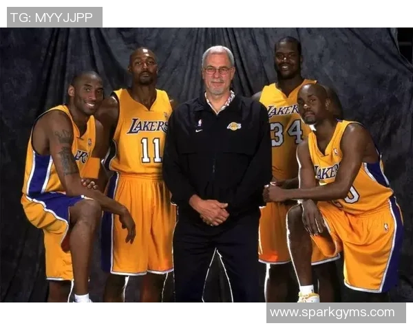 篮球明星从6星降至4星的背后原因与影响分析